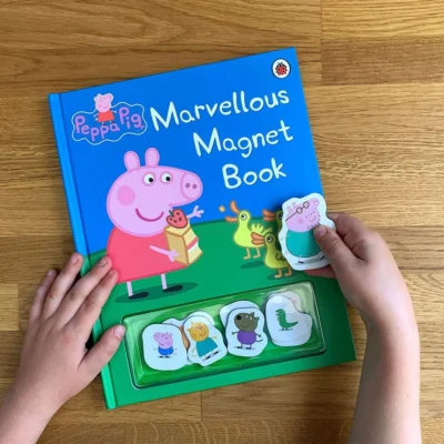 Peppa Pig - Marvellous Magnet Book